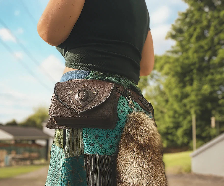 The Feminist History of Pockets in Women’s Clothing