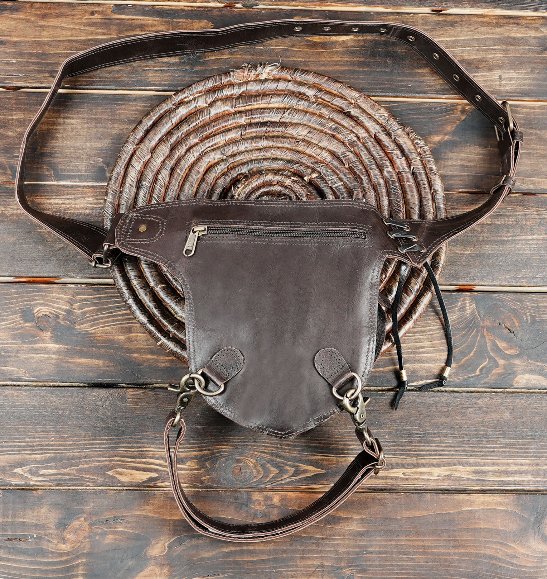 Handmade Leather Belt Bag: Viking Steampunk Hip Pouchn with zipper 