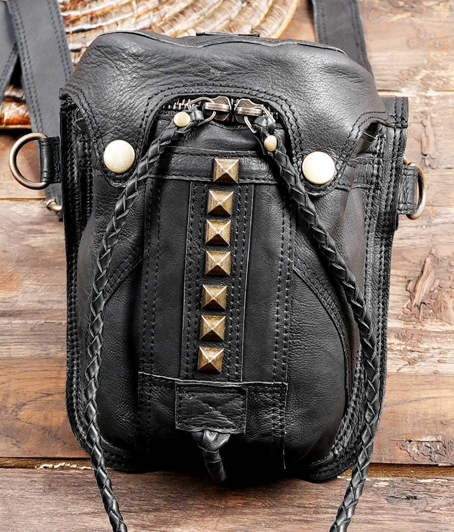 HOLSTER LEATHER BAG // Double leather pouch //handmade // unisex//adjustable// detachable pockets//holster harness//free hands WITH METAL STAR 