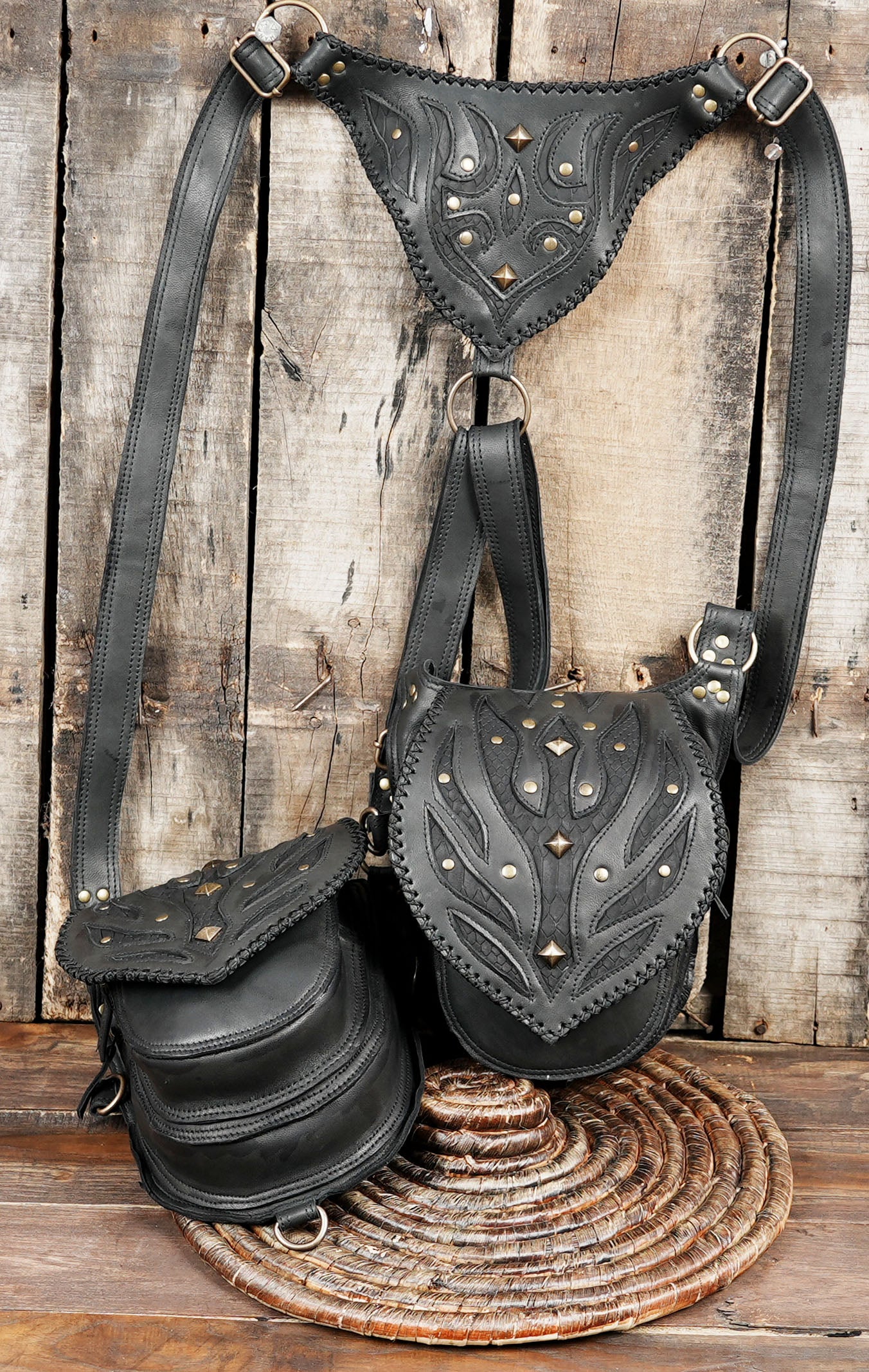 Adjustable shoulder holster bag on mannequin – leather handmade