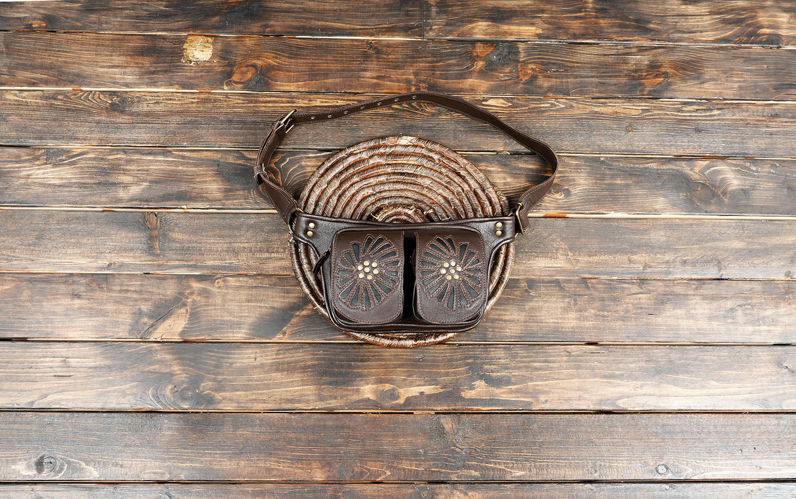 Western-style waist bag with double pockets