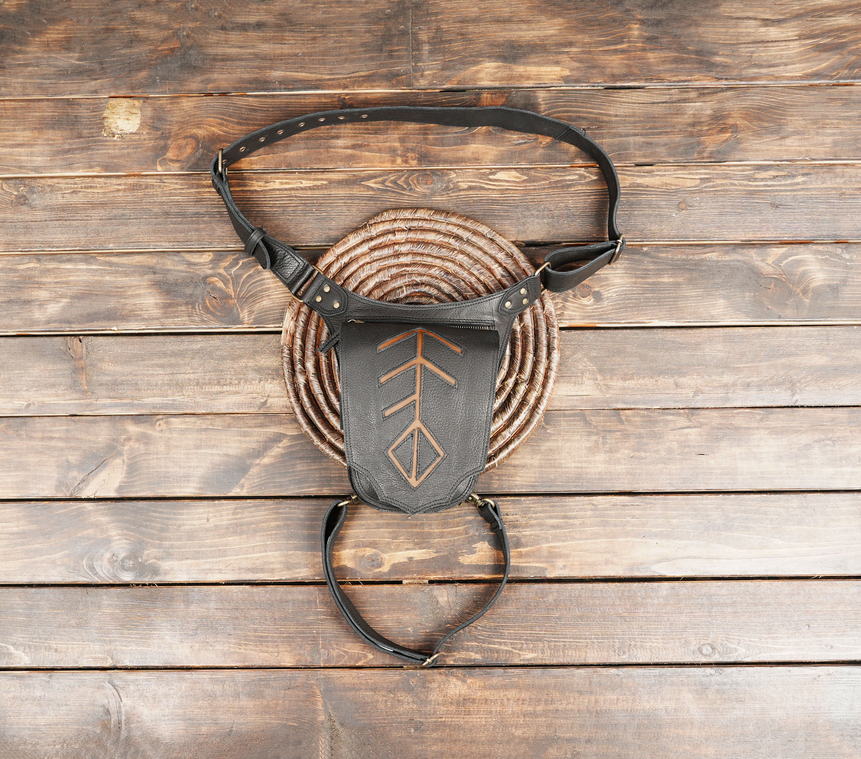 Leather Waist & Thigh Belt Bag – Festival Utility Hip Pouch, Steampunk (LT-AB-WBTS-6040)