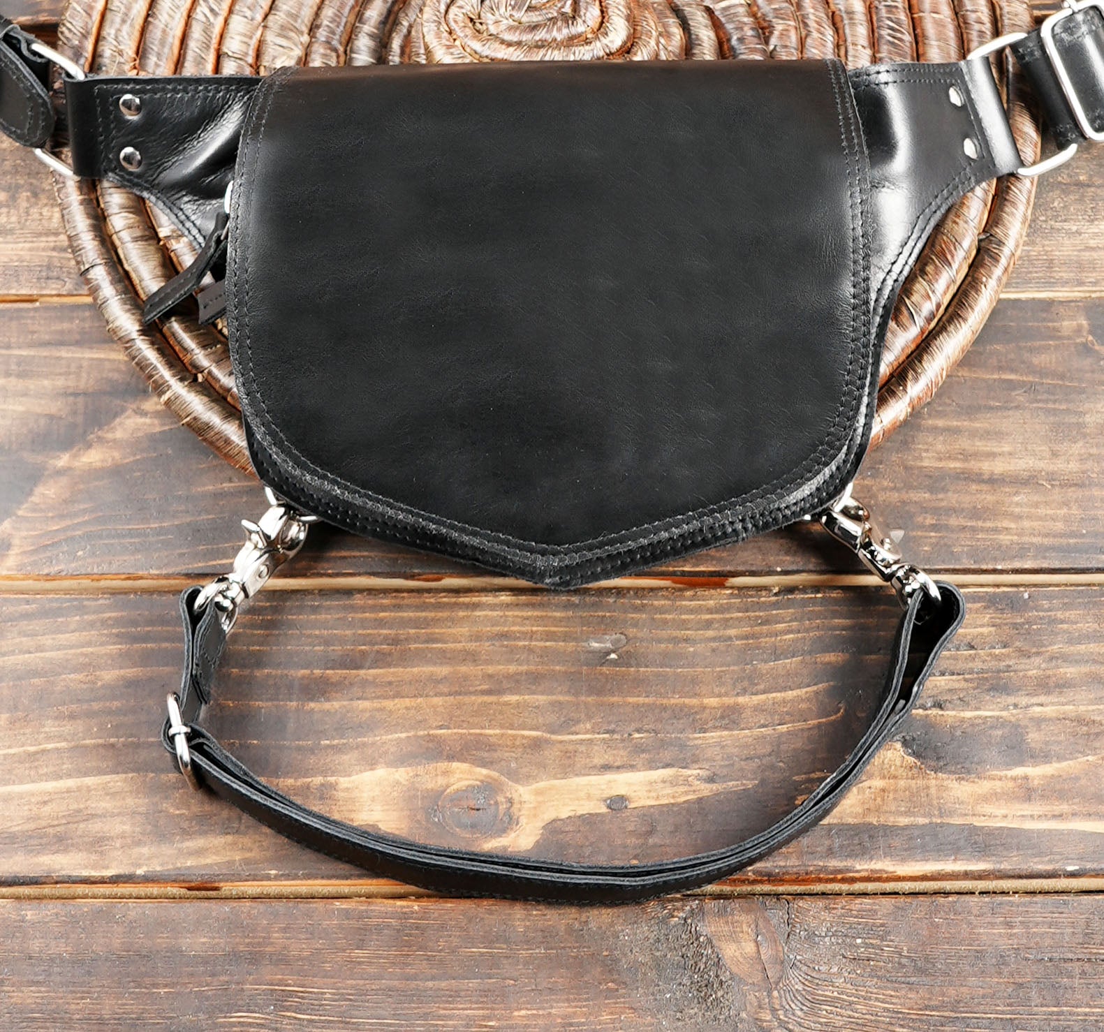 Handmade leather utility leg pouch with metal hardware and zipper pocket