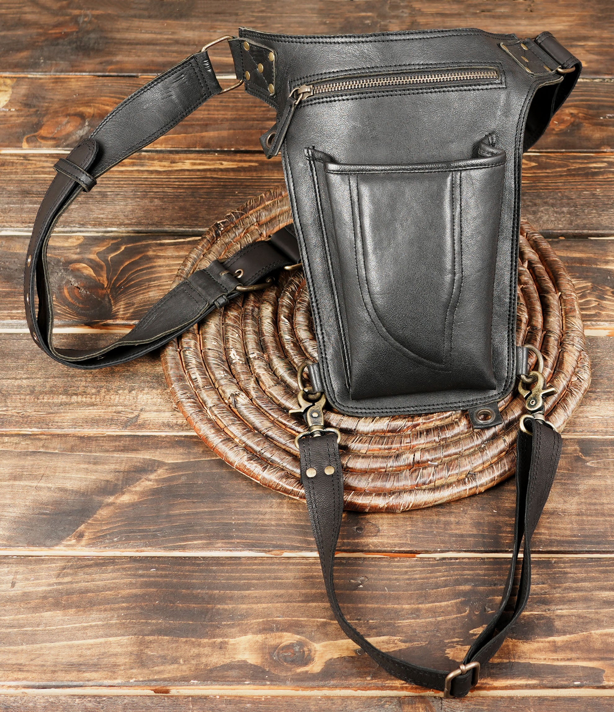 Durable handmade leather thigh belt with secure pouch – travel and daily use bag