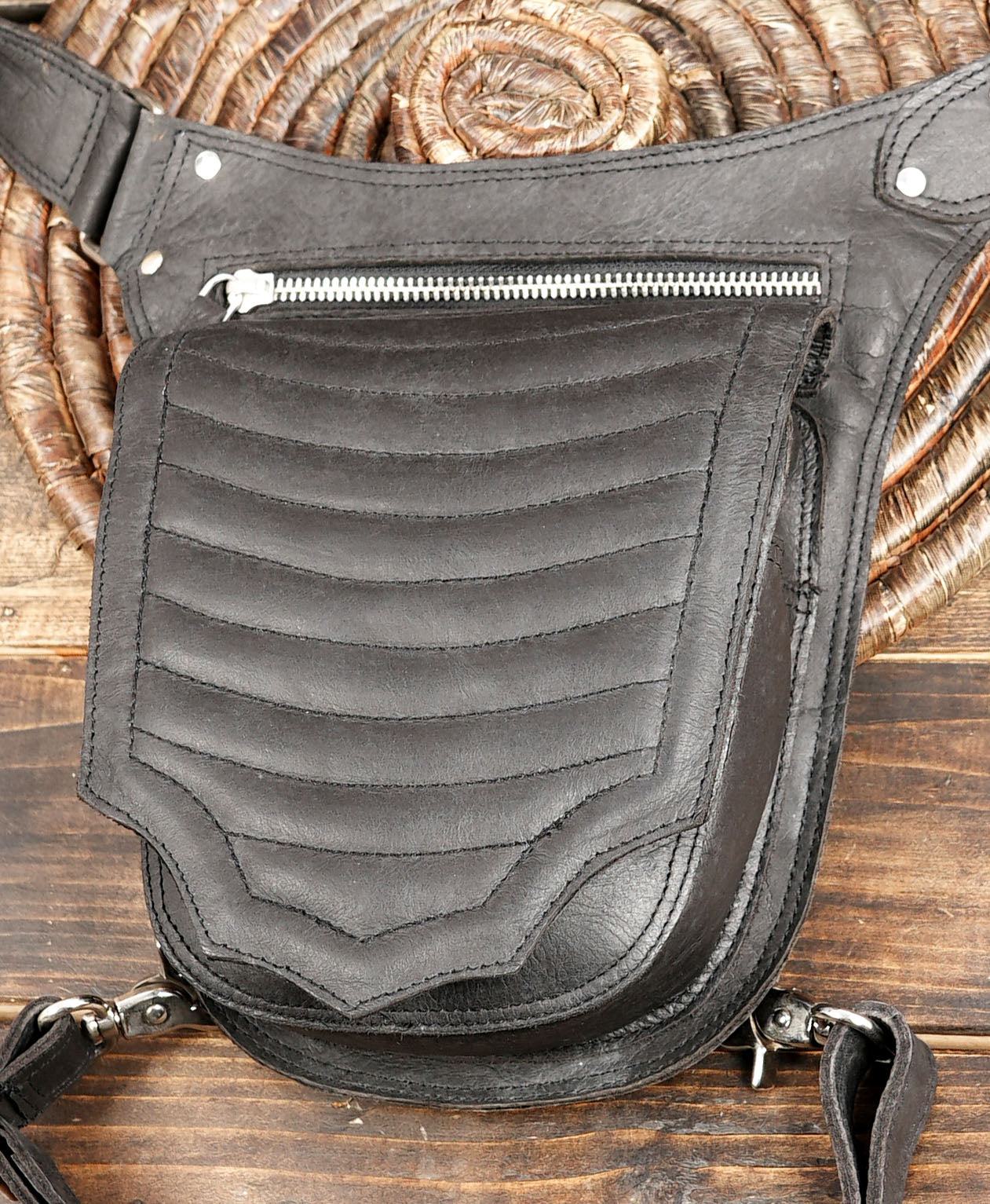 Minimal Black Leather Thigh Bag | Utility Belt for Men Women (LT-NS-WBTS-6025)