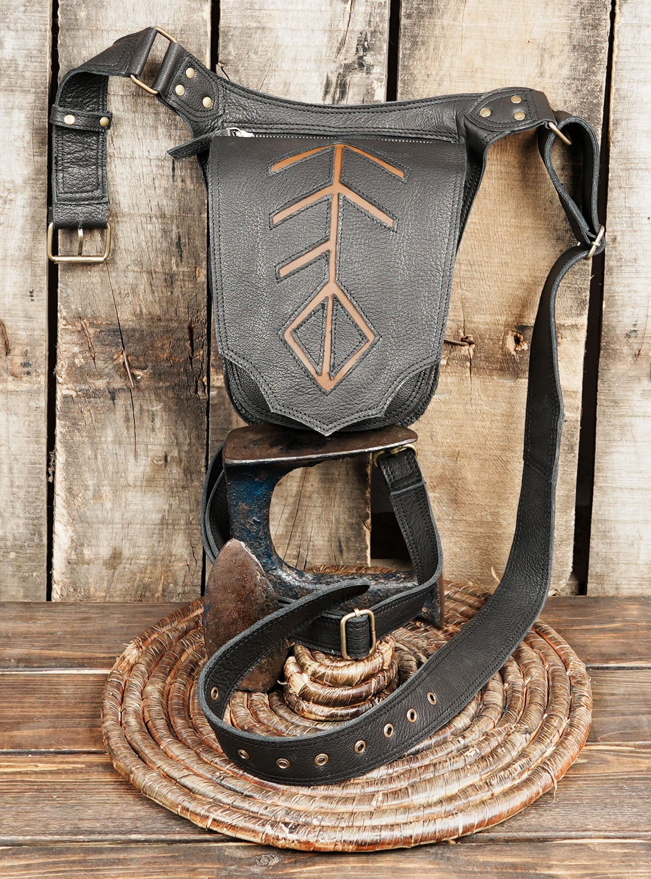 Leather Waist & Thigh Belt Bag – Festival Utility Hip Pouch, Steampunk (LT-AB-WBTS-6040)