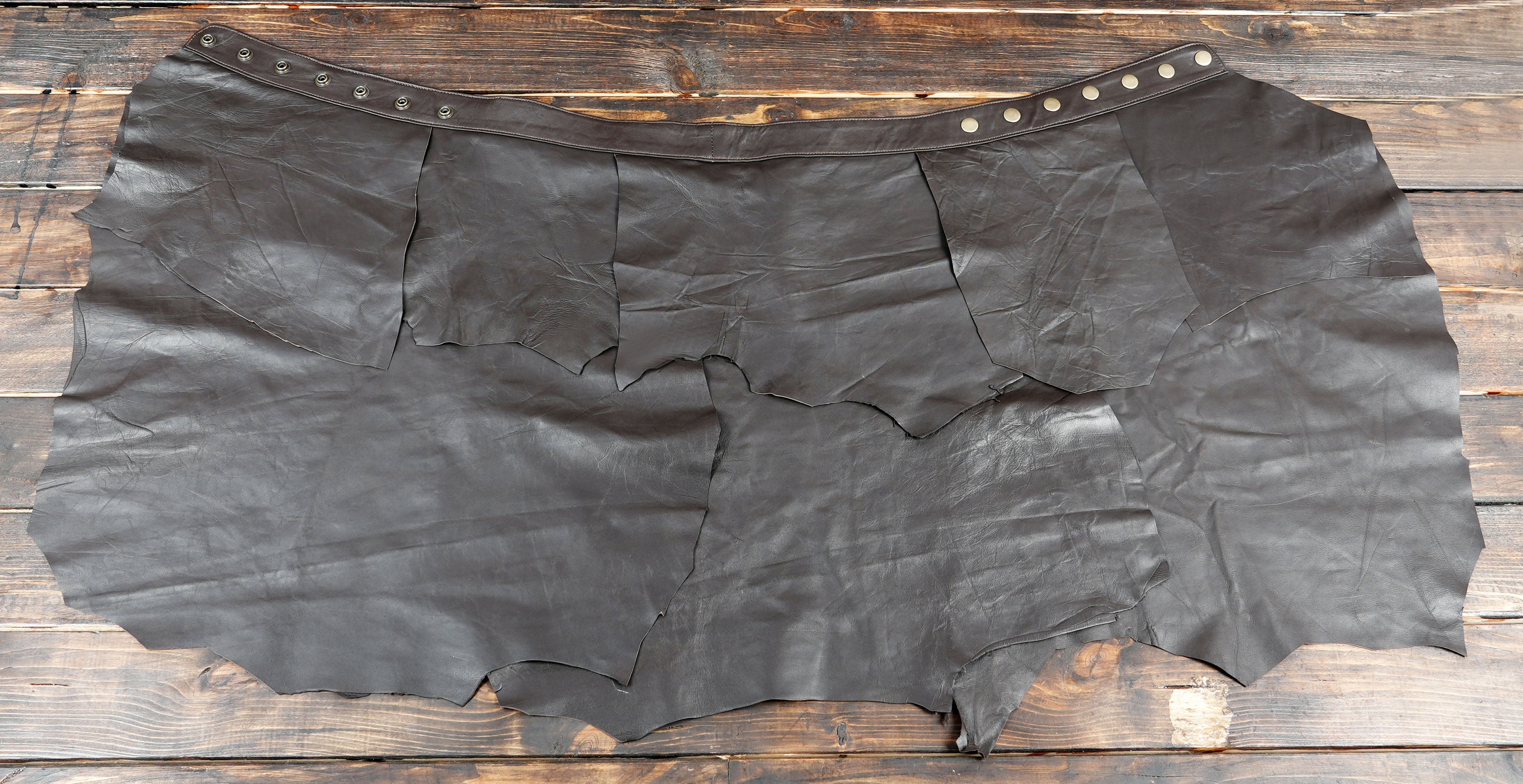 Versatile styling pairs well with tribal fusion, steampunk, Viking, or cosplay wardrobes