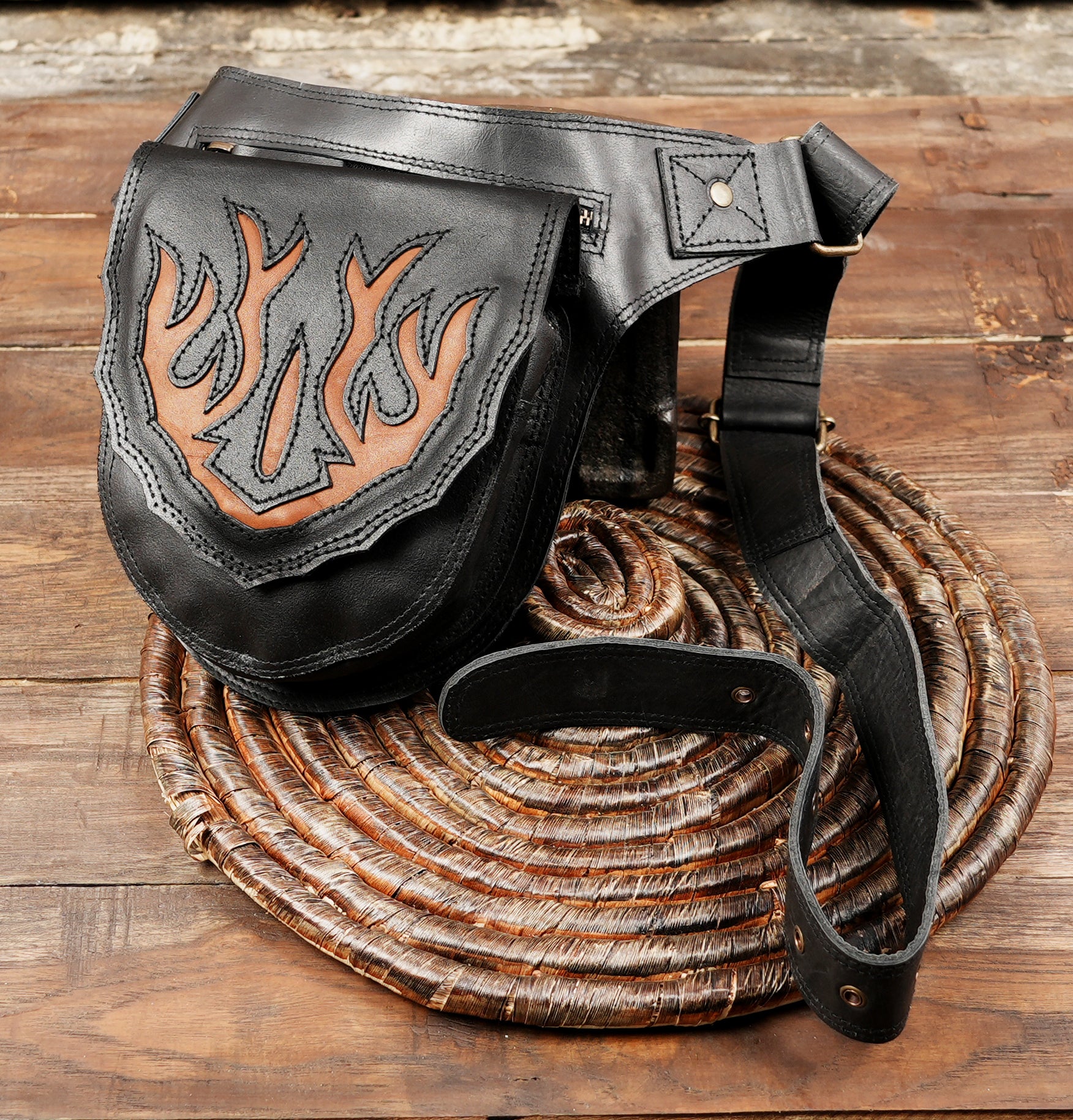 Buy Pockets Belt ~ Utility Belt ~ Belt Bag in Black Cotton ~ Multipockets ~ the Ailetsbelt Online in usa 