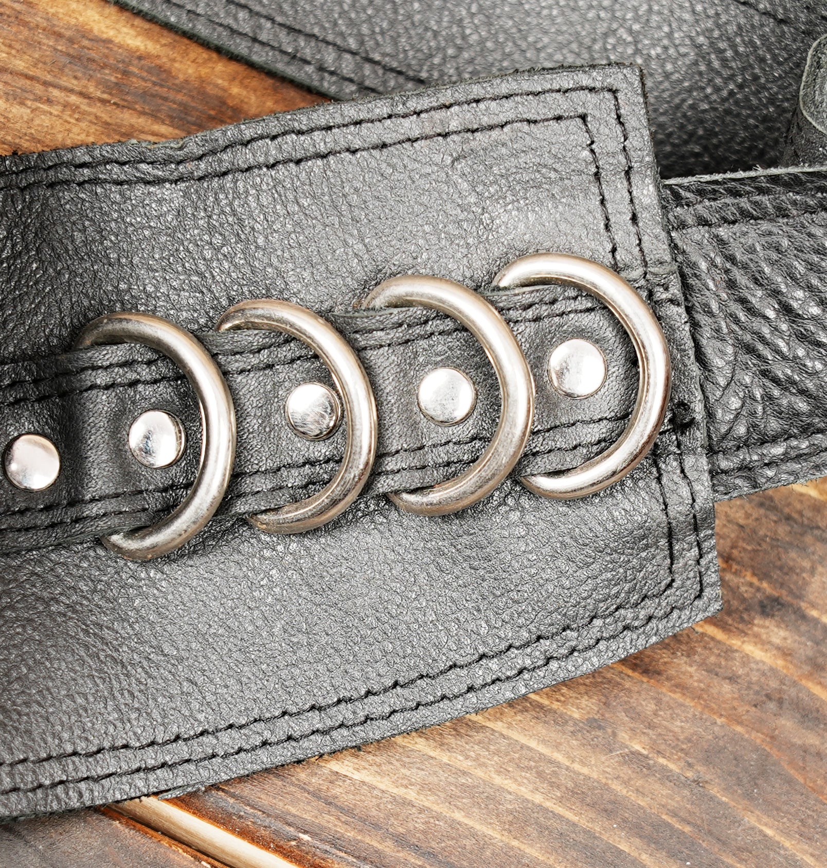  Fringe Purse With Gemstone, Handmade Leather Fringe Cross Body Purse with steel  metal and zipper