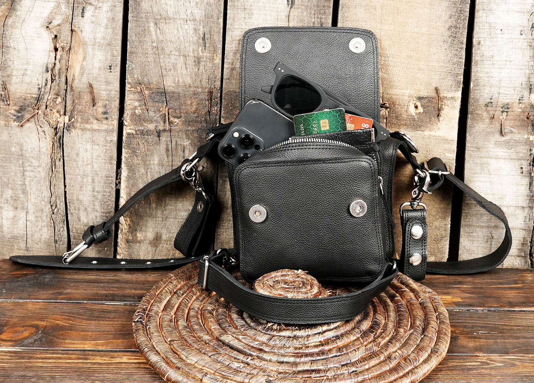 Handmade Leather Thigh Bag: Unisex Biker Utility Belt Pouch