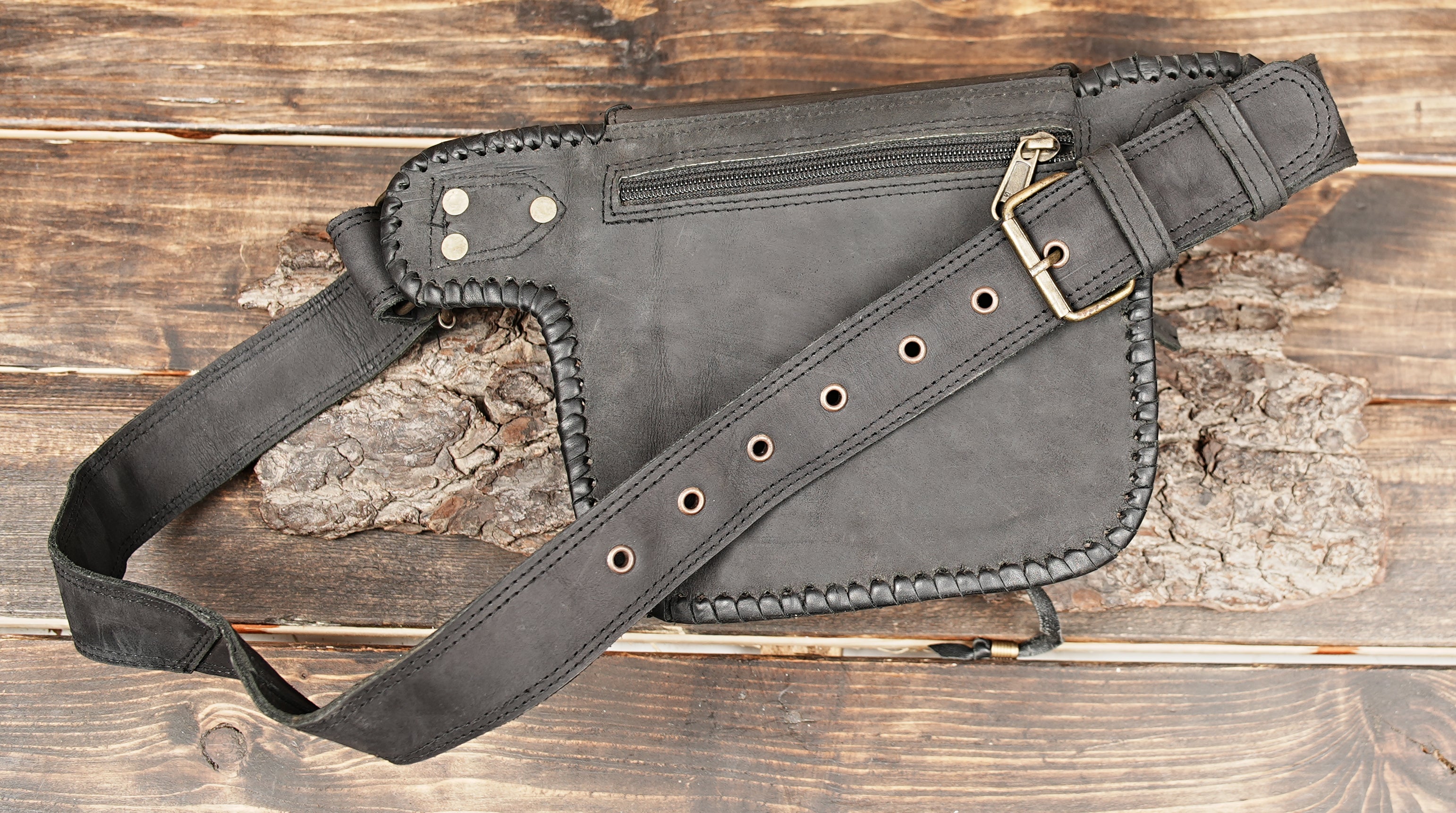 Gothic cosplay waist bag with gemstone design