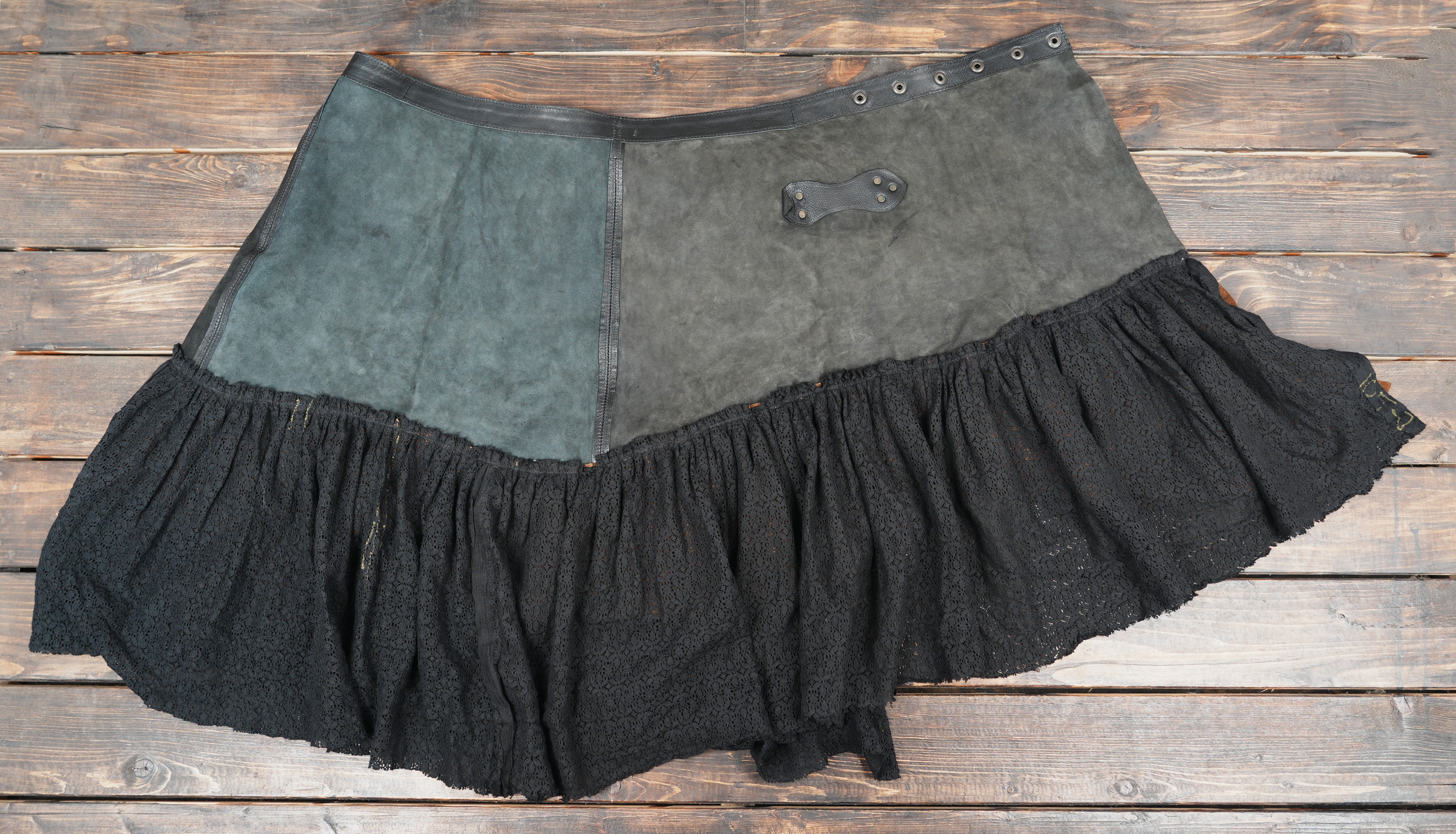 Gothic leather skirt belt with lace bottom