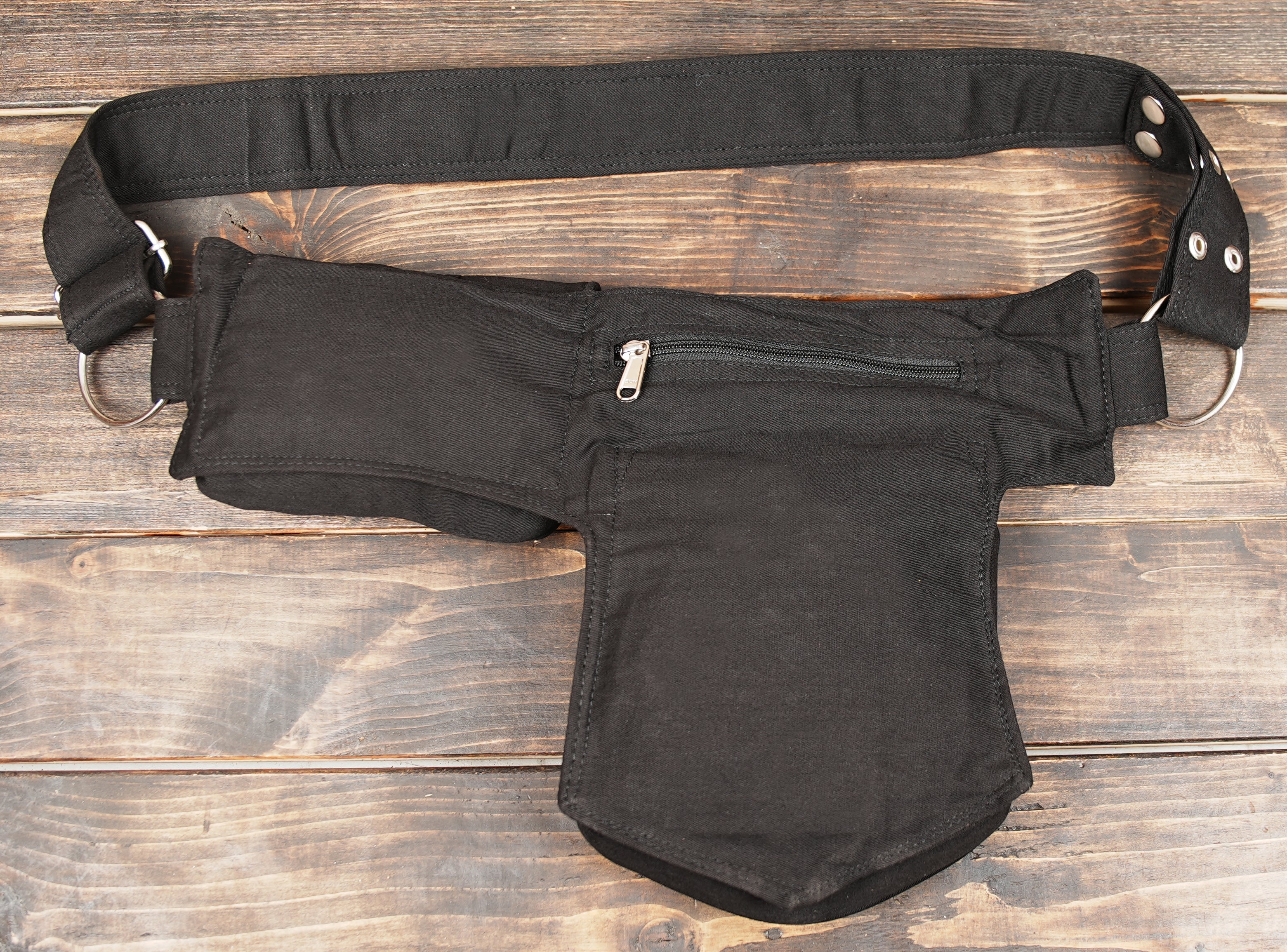 Stylish utility waist bag for men and women