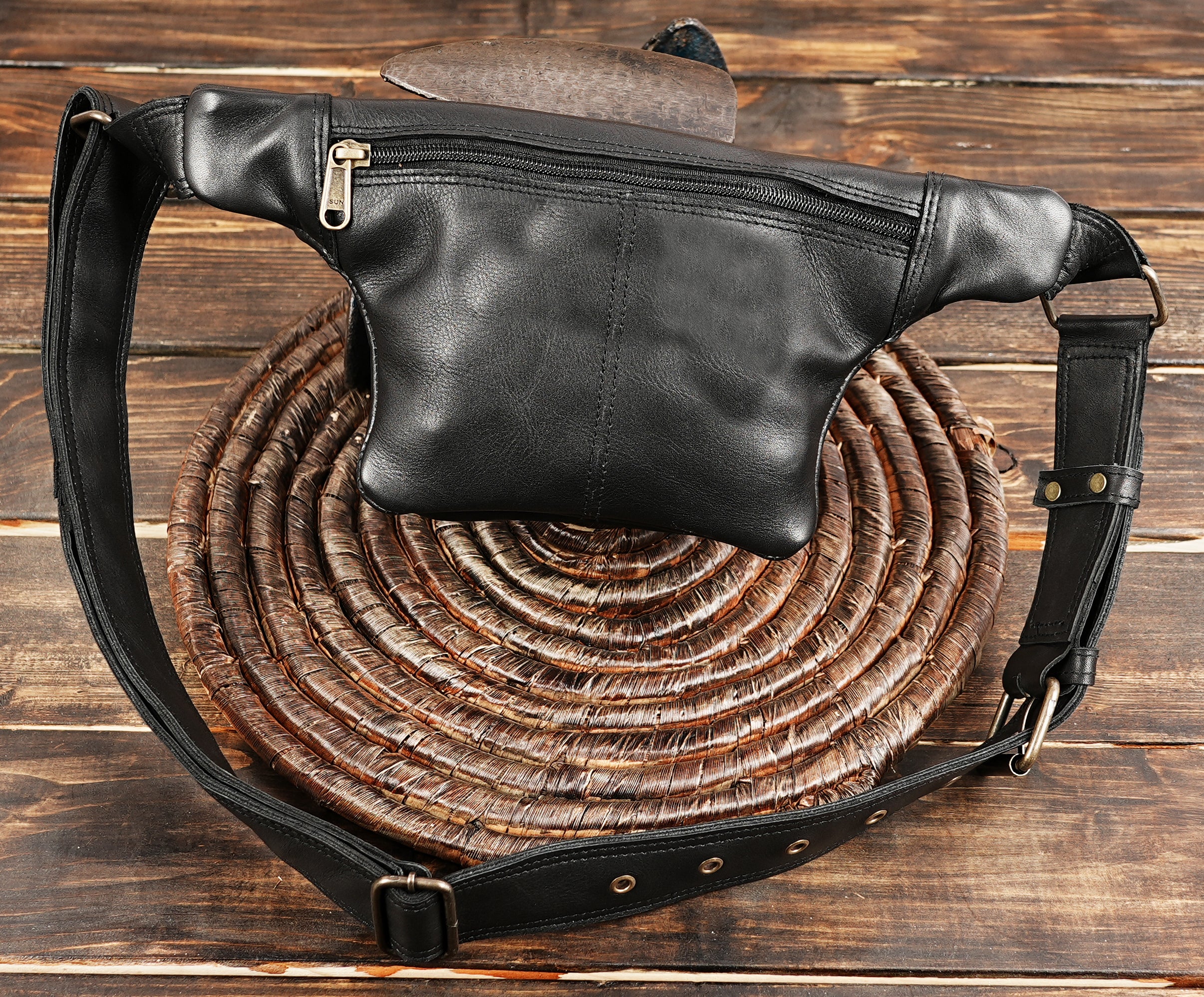 Leather Utility Belt: Festival Waist Pouch - Black