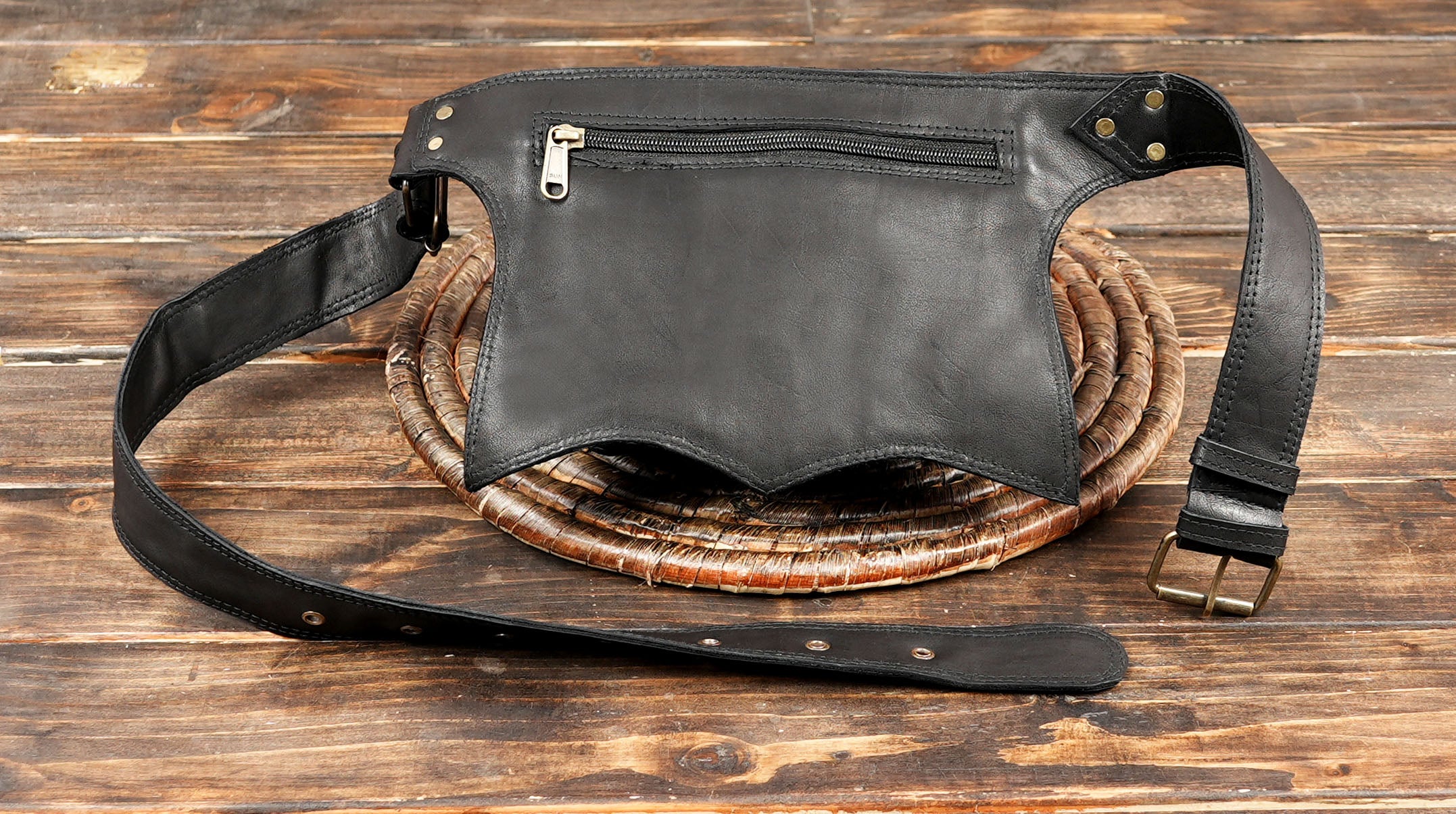 Handmade Leather Waist Bag: Your Stylish Sidekick for Festivals, Travel, and Everyday Adventures