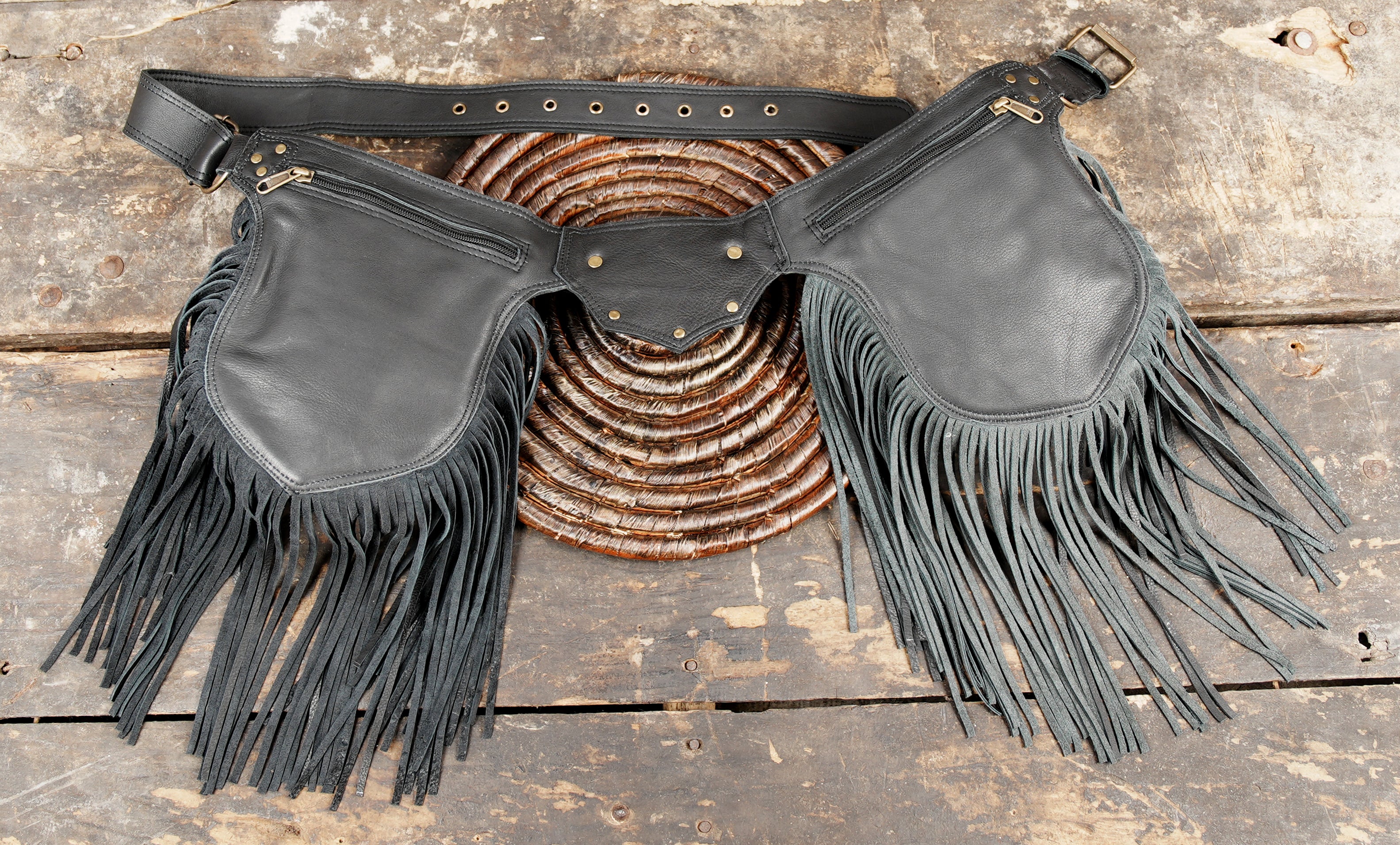 adjustable leather hip belt with storage pockets