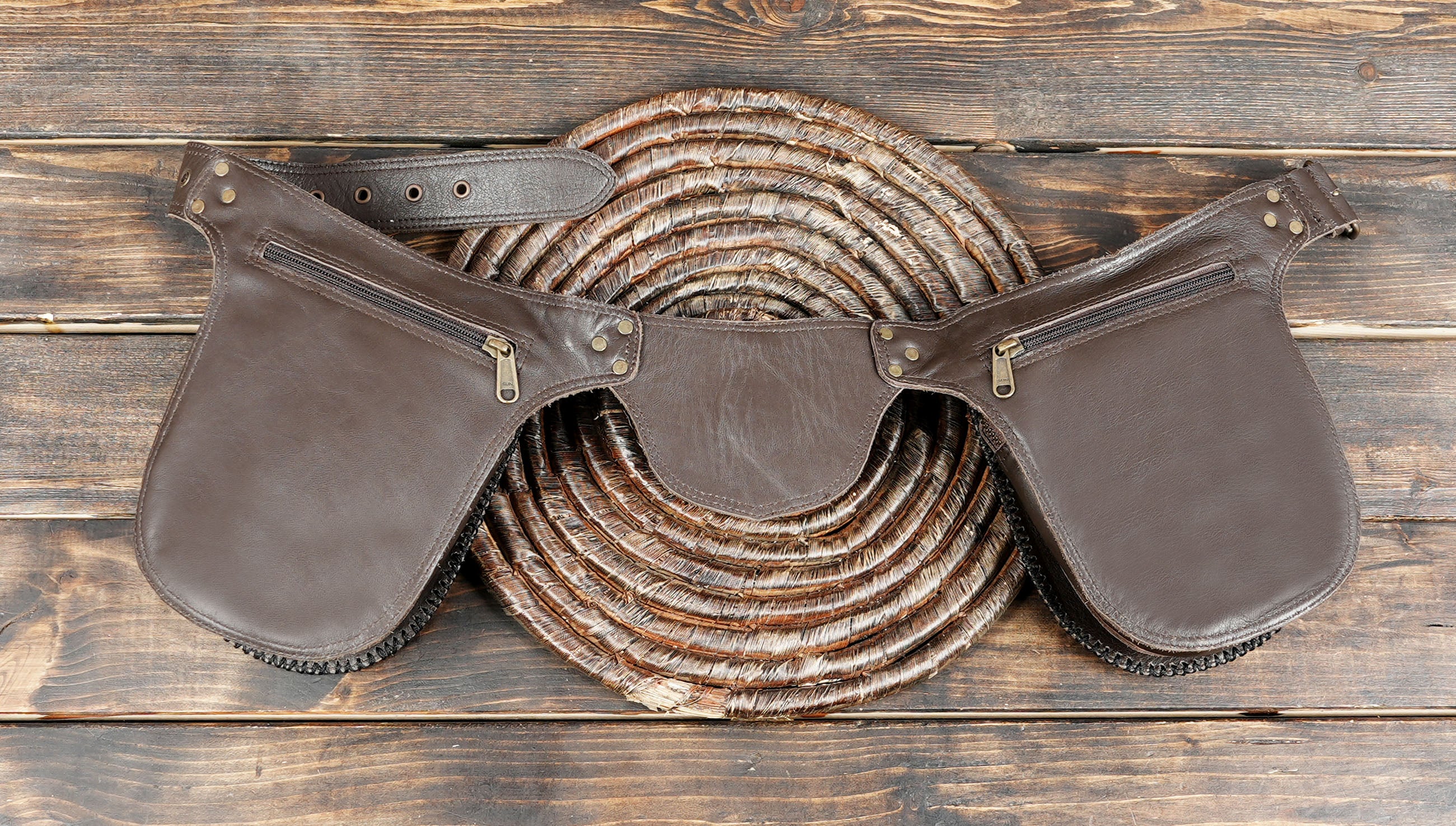 Adjustable waist strap with secure buckle