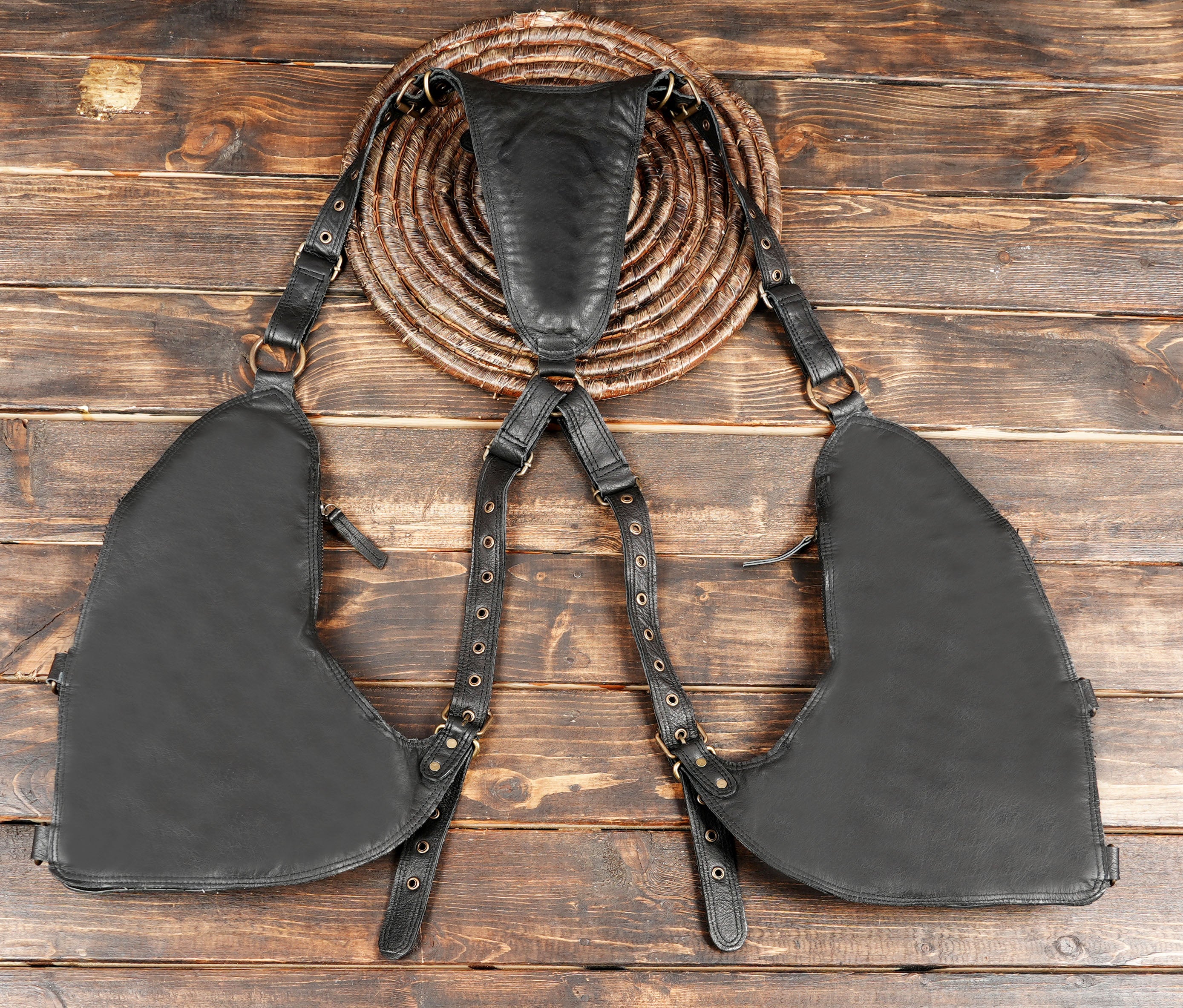 Adjustable straps for a comfortable and secure fit