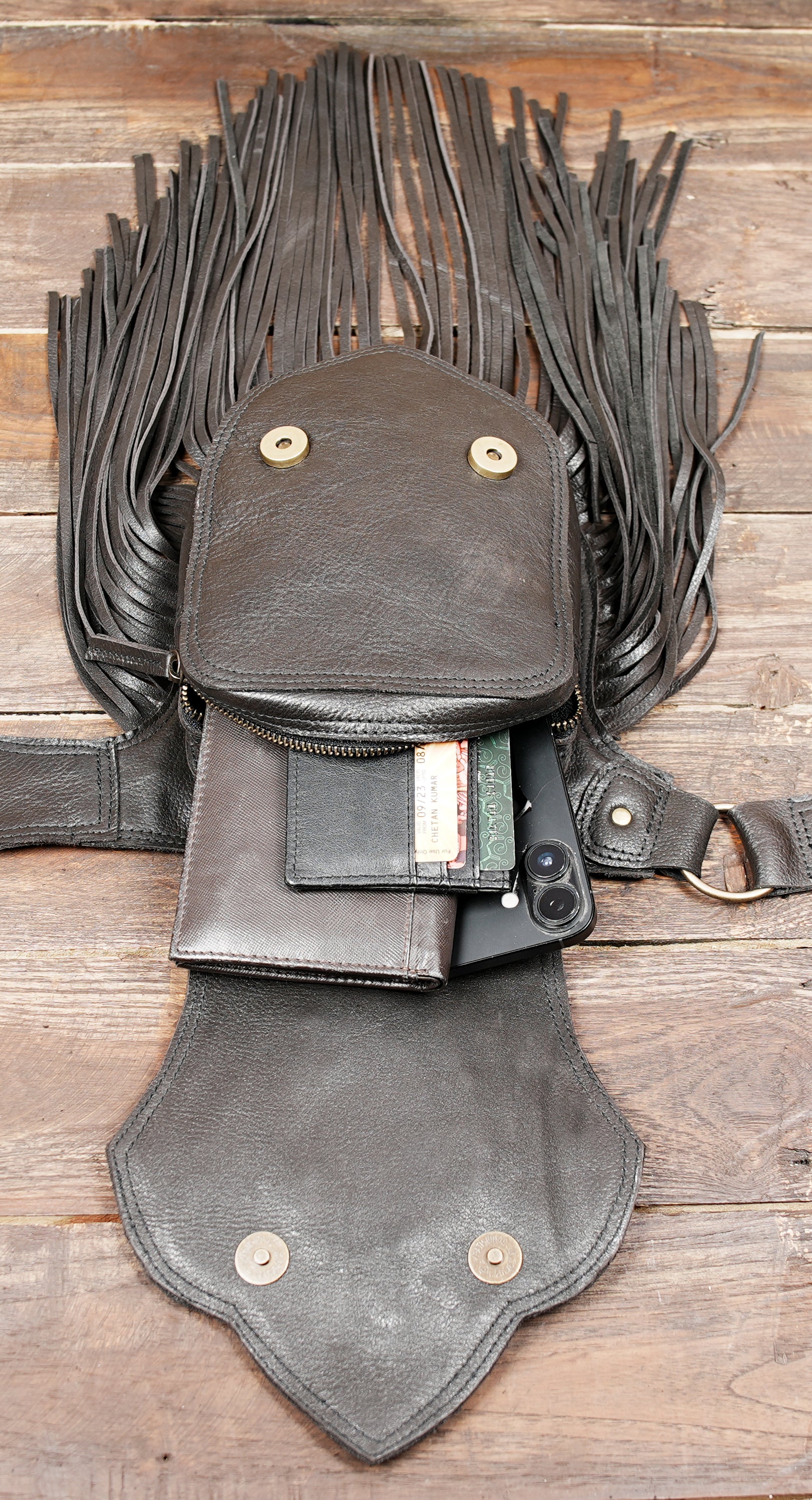 Unique gemstone leather pouch for boho fashion