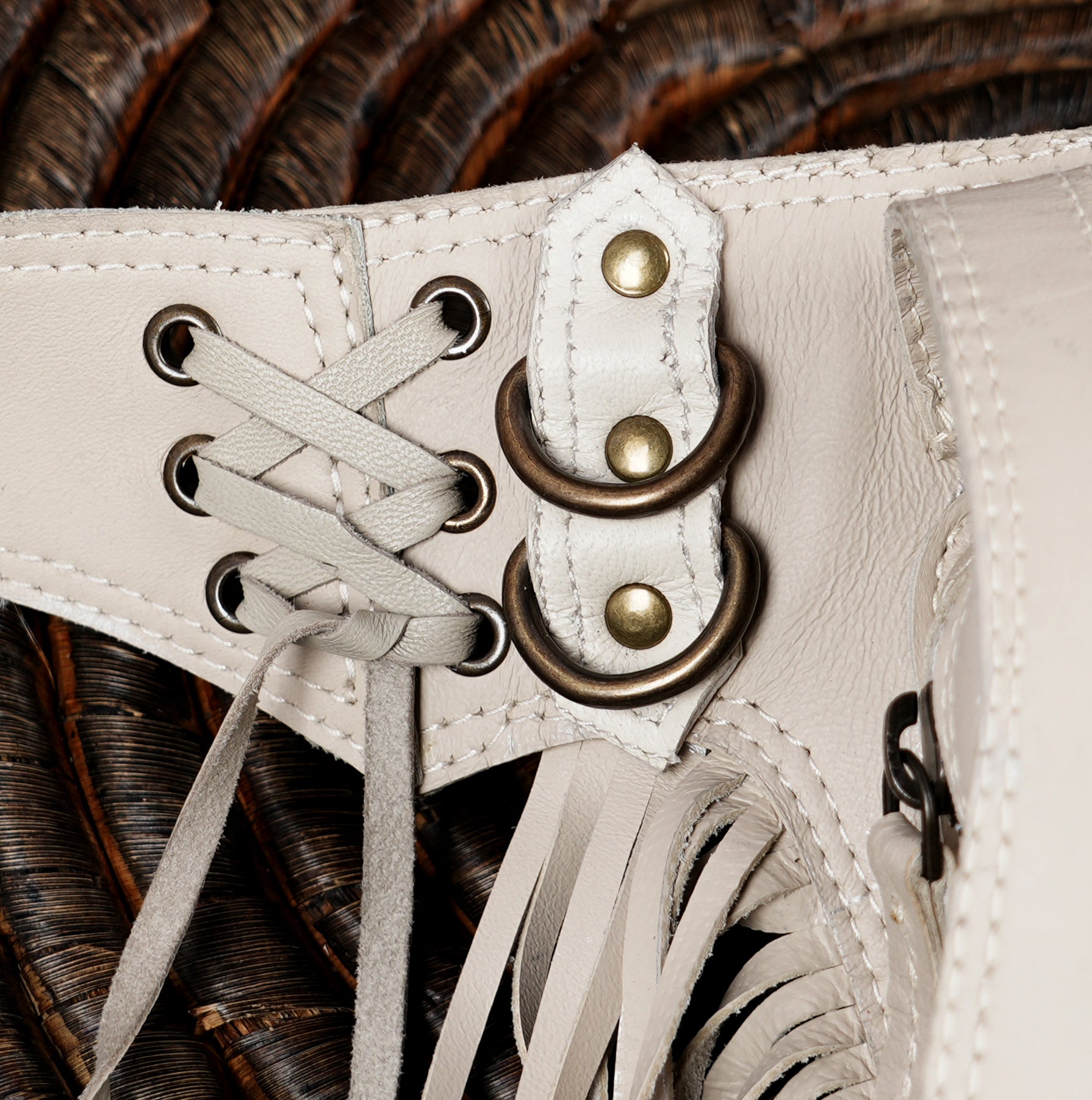 Artisan white leather festival belt pouch with fringe