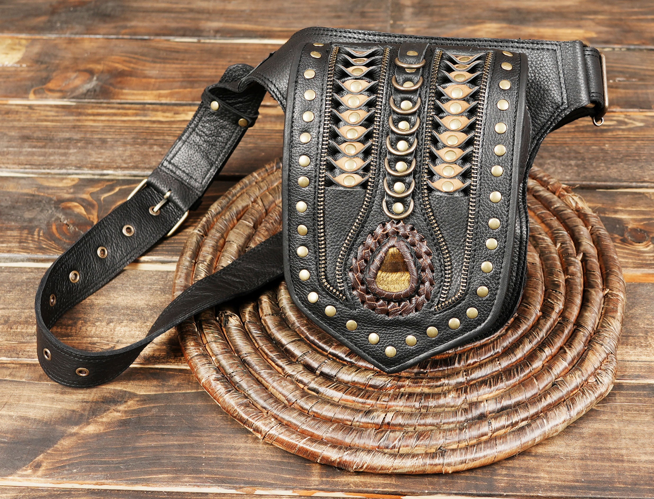 Handmade  Black Leather Waist Belt (LT-AB-WB-6180)