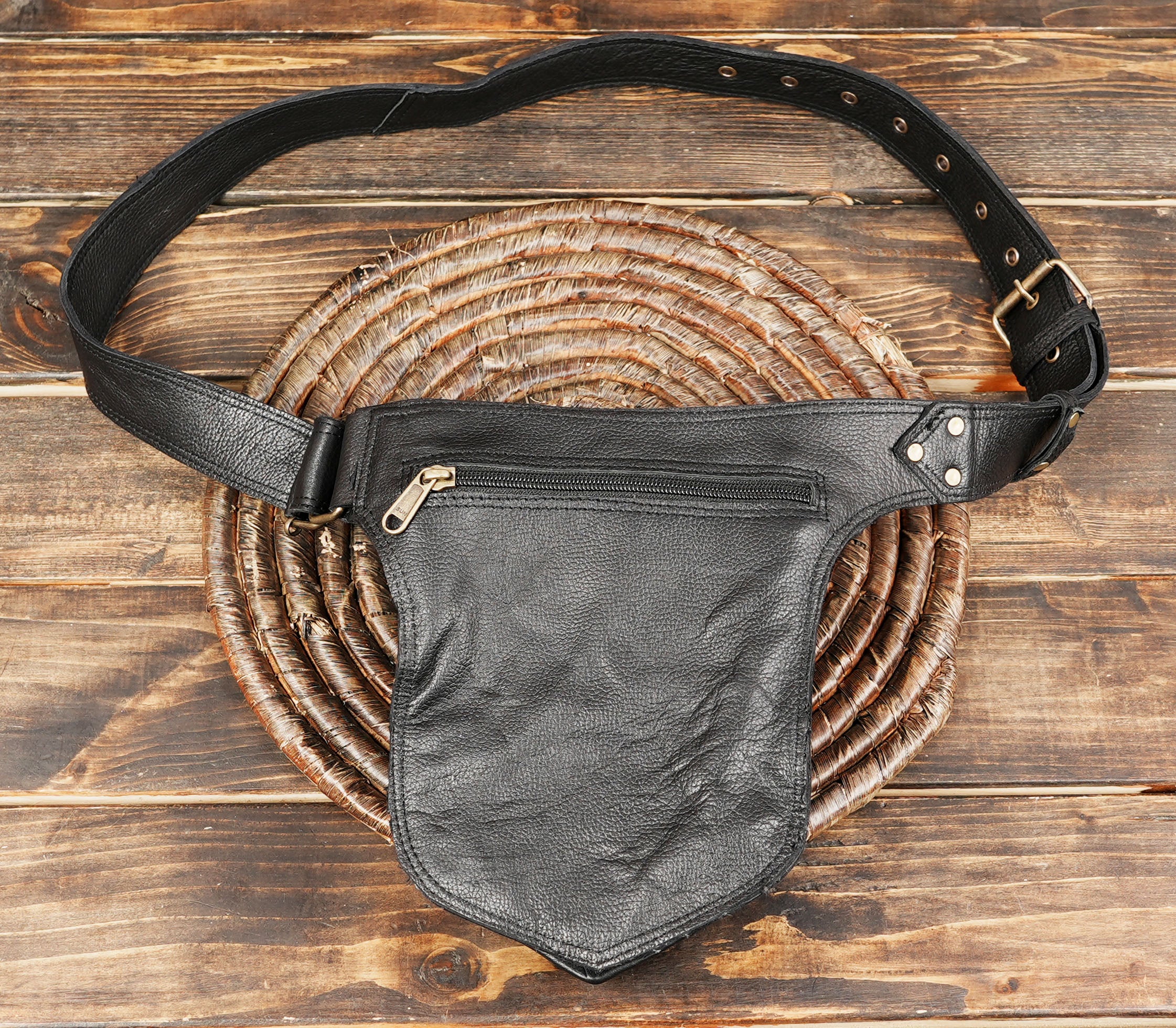 Handmade  Black Leather Waist Belt (LT-AB-WB-6180)