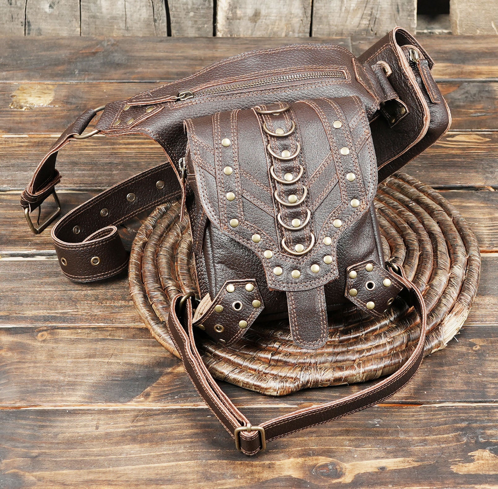 Handmade Leather Thigh Bag  Adjustable Festival Utility Belt (LT-AB-WBTS-6002)