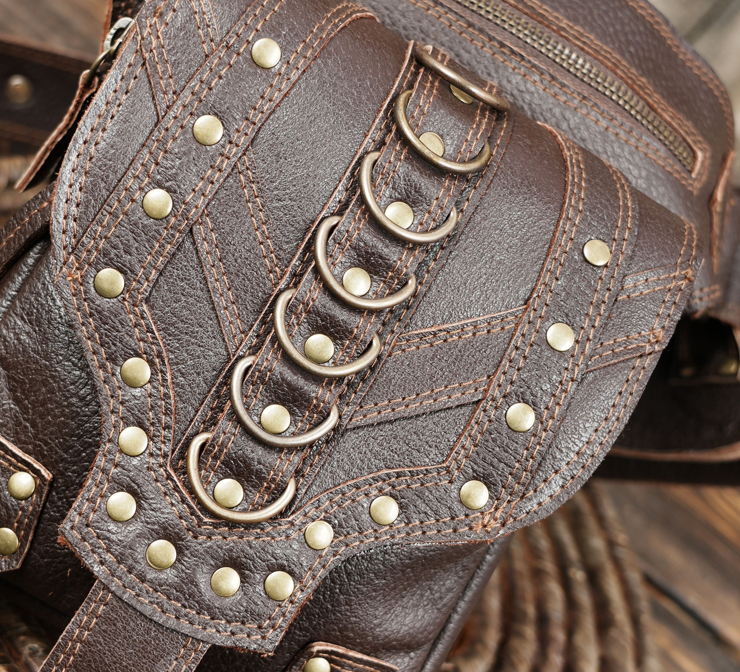 Handmade Leather Thigh Bag  Adjustable Festival Utility Belt (LT-AB-WBTS-6002)