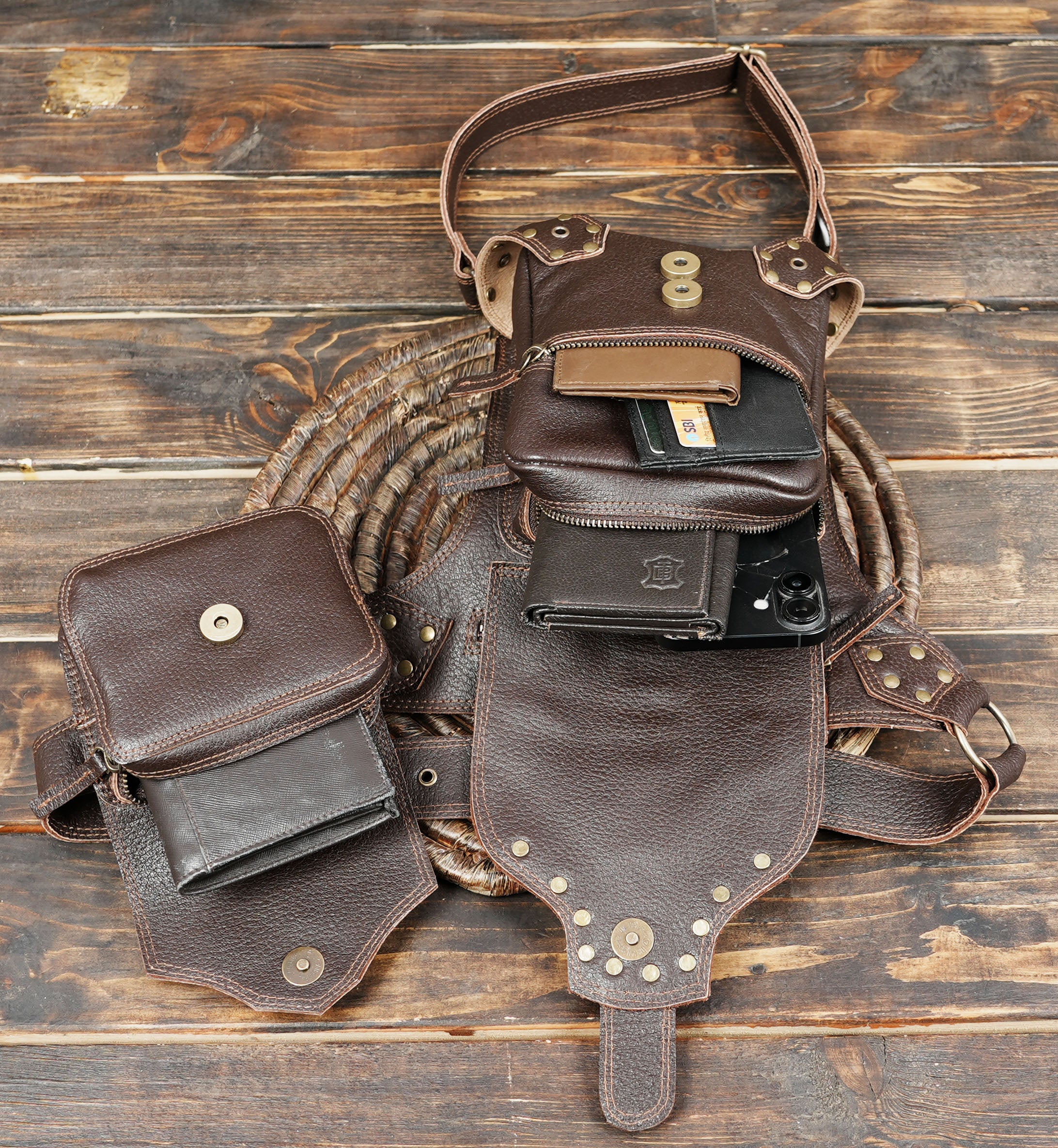 Handmade Leather Thigh Bag  Adjustable Festival Utility Belt (LT-AB-WBTS-6002)
