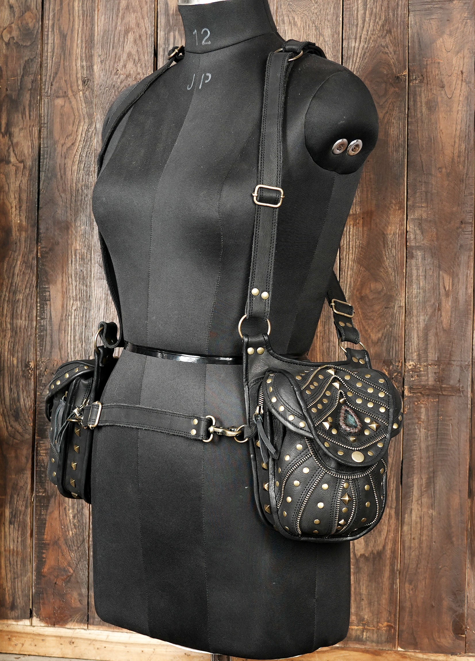 Handmade Leather Holster Belt (LT-AB-HLS-6099)