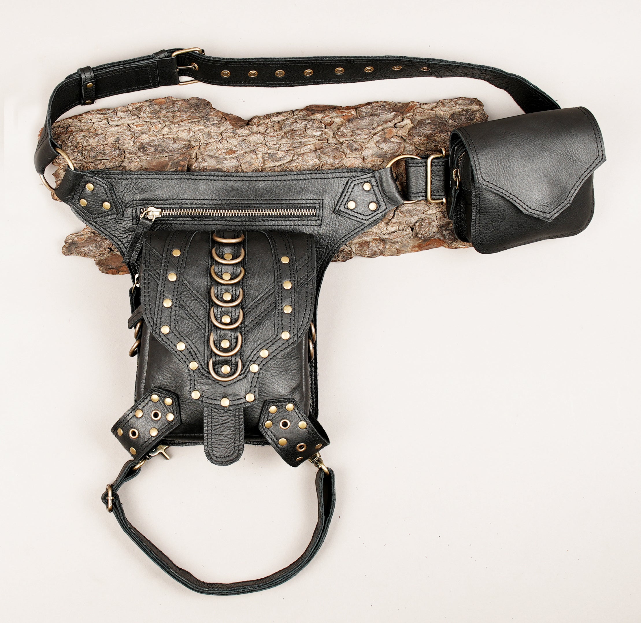 Handmade Leather Thigh Bag  Adjustable Festival Utility Belt (LT-AB-WBTS-6002)