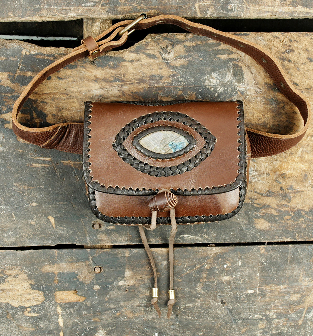 ラブラドライトストーン付きハンドメイドブラックレザーウエストベルト（LT-AB-WB-6163）