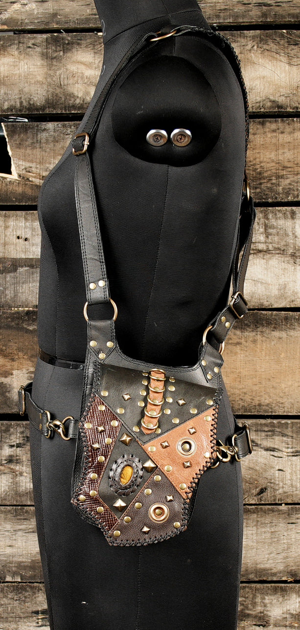 Handmade Leather Holster Bags, Vintage Hidden Belts, Mens & Women Pockets - Travel, Festival, Harness Bags Leather with zipper pocket 