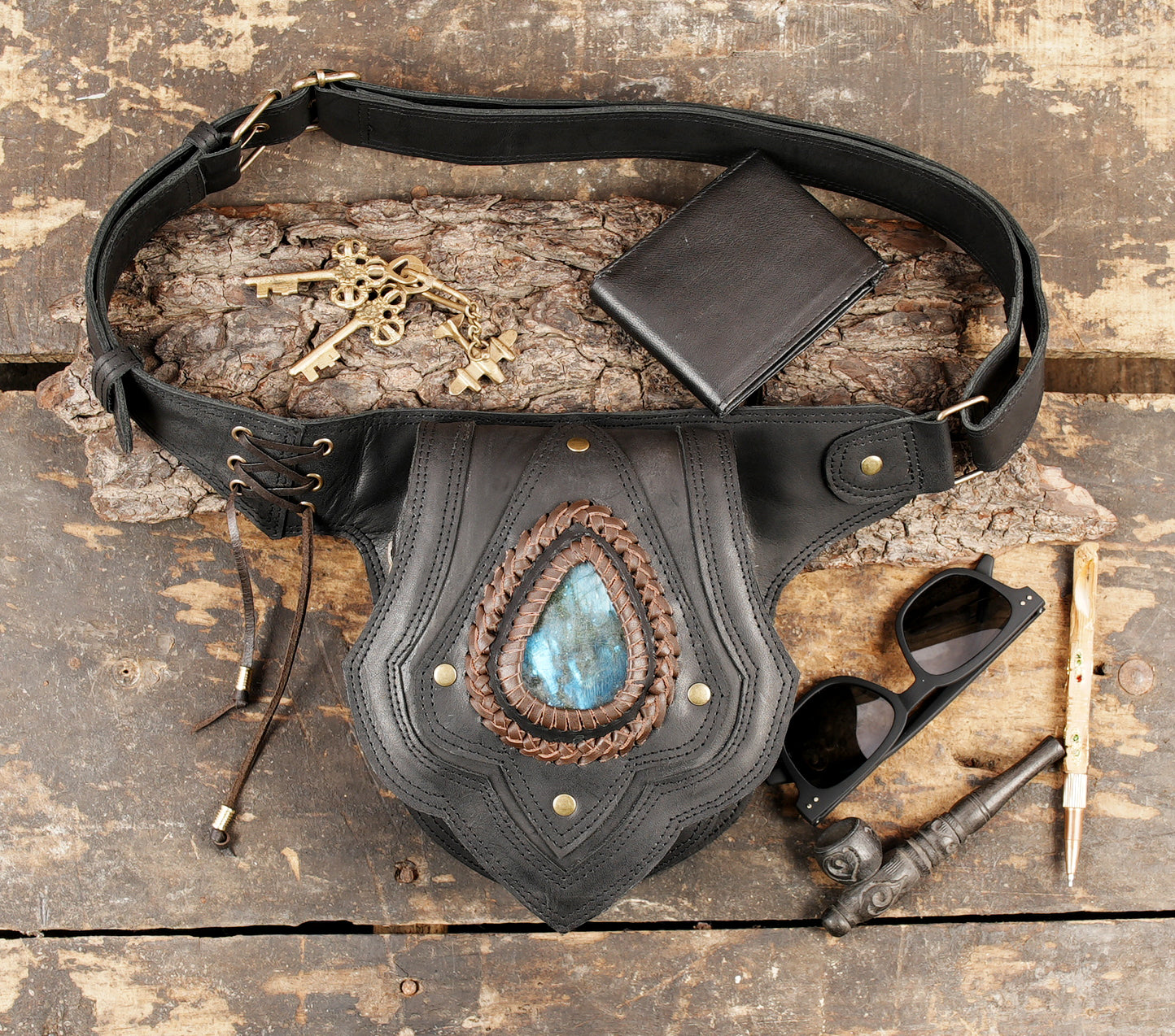 Women’s leather waist pouch with labradorite gemstone