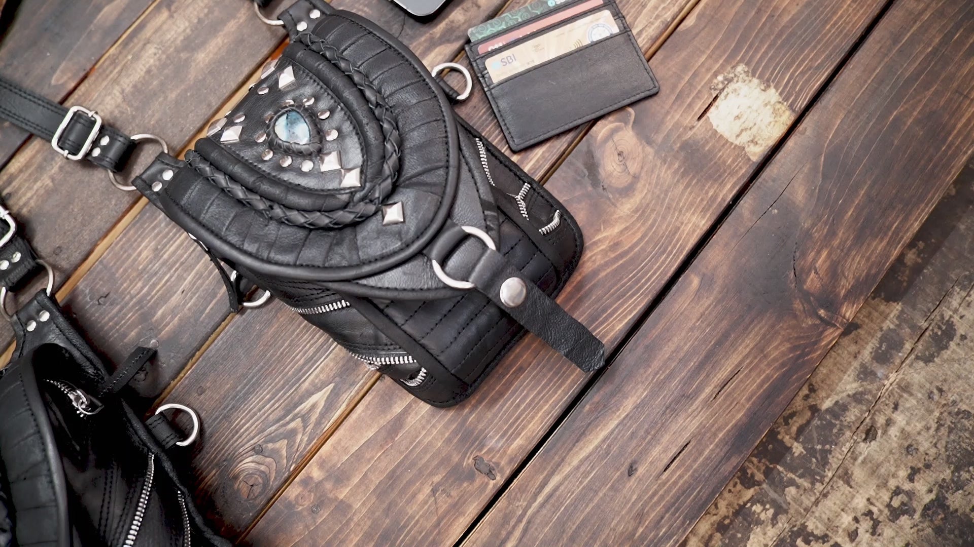 Handcrafted Premium Leather Unique Dual Pouch Design  (LT-NS-HLS-6004)