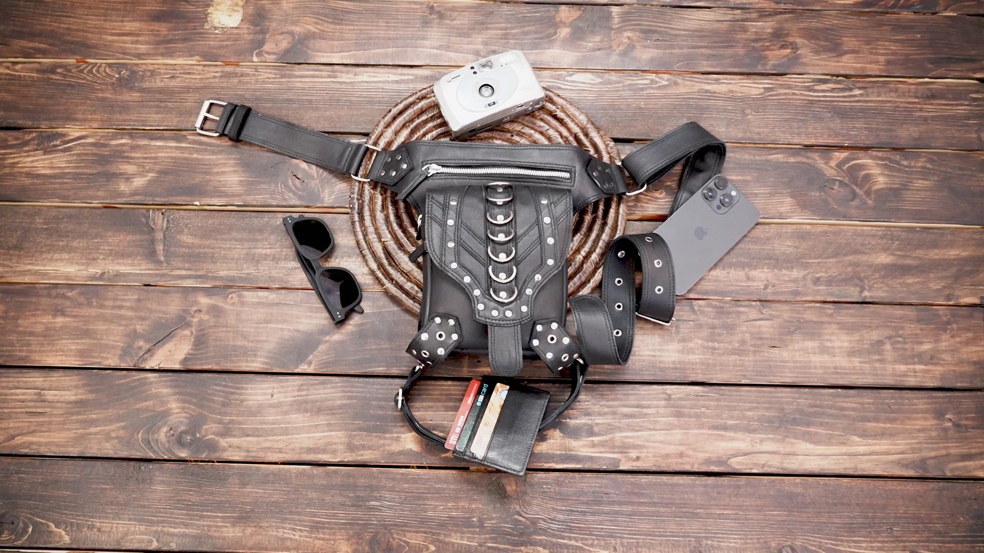 Steampunk Waist Bag Fanny Pack Fashion Gothic Leather Shoulder Crossbody Messenger Bags Thigh Leg Hip Holster Purse Travel WITH FRONT ZIPPER 