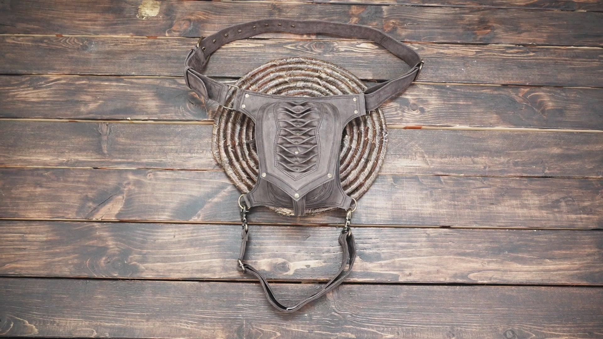 Genuine Leather Thigh belt with Stitch Detailing – Gothic & Steampunk Waist Bag